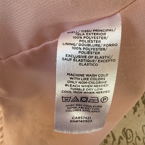 LOFT Swiss dot shell top - Picture 7 of 7